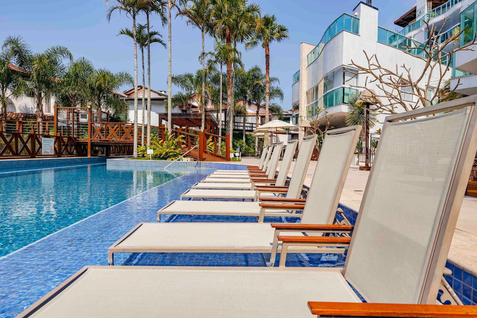 Varandas Do Atlantico - Confortavel Apto Em Condominio Pe Na Areia Bombinhas Buitenkant foto